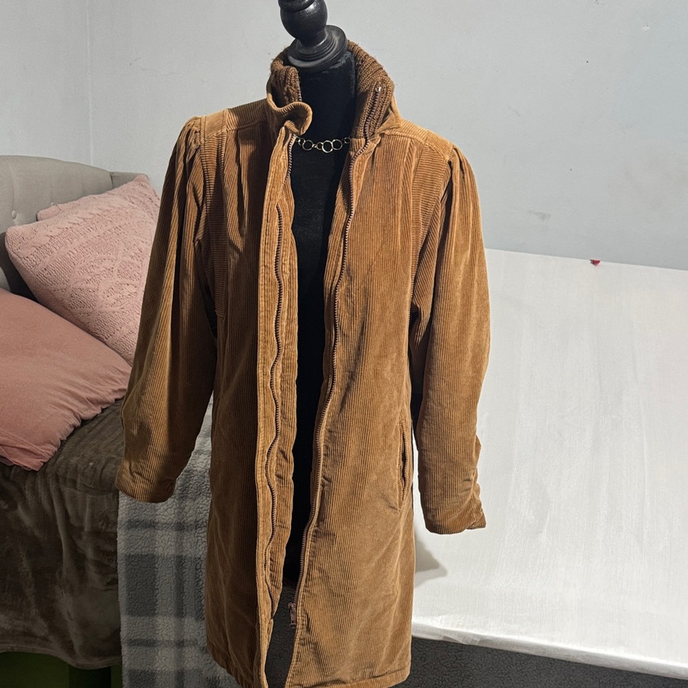 Elegant Brown Corduroy Trench Coat - Picture 3 of 11